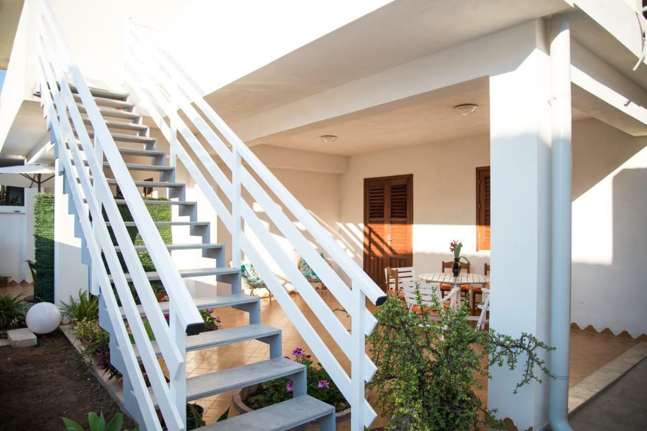 Casa Vacanze Albora Punta Secca Exterior foto